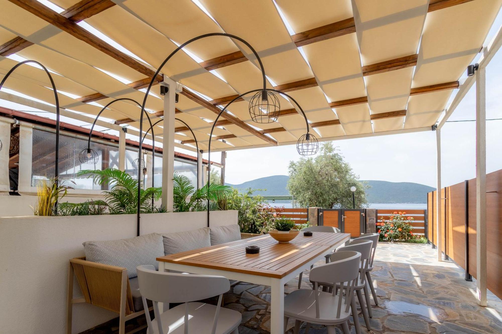 Pteleo Apartments Pteleós エクステリア 写真