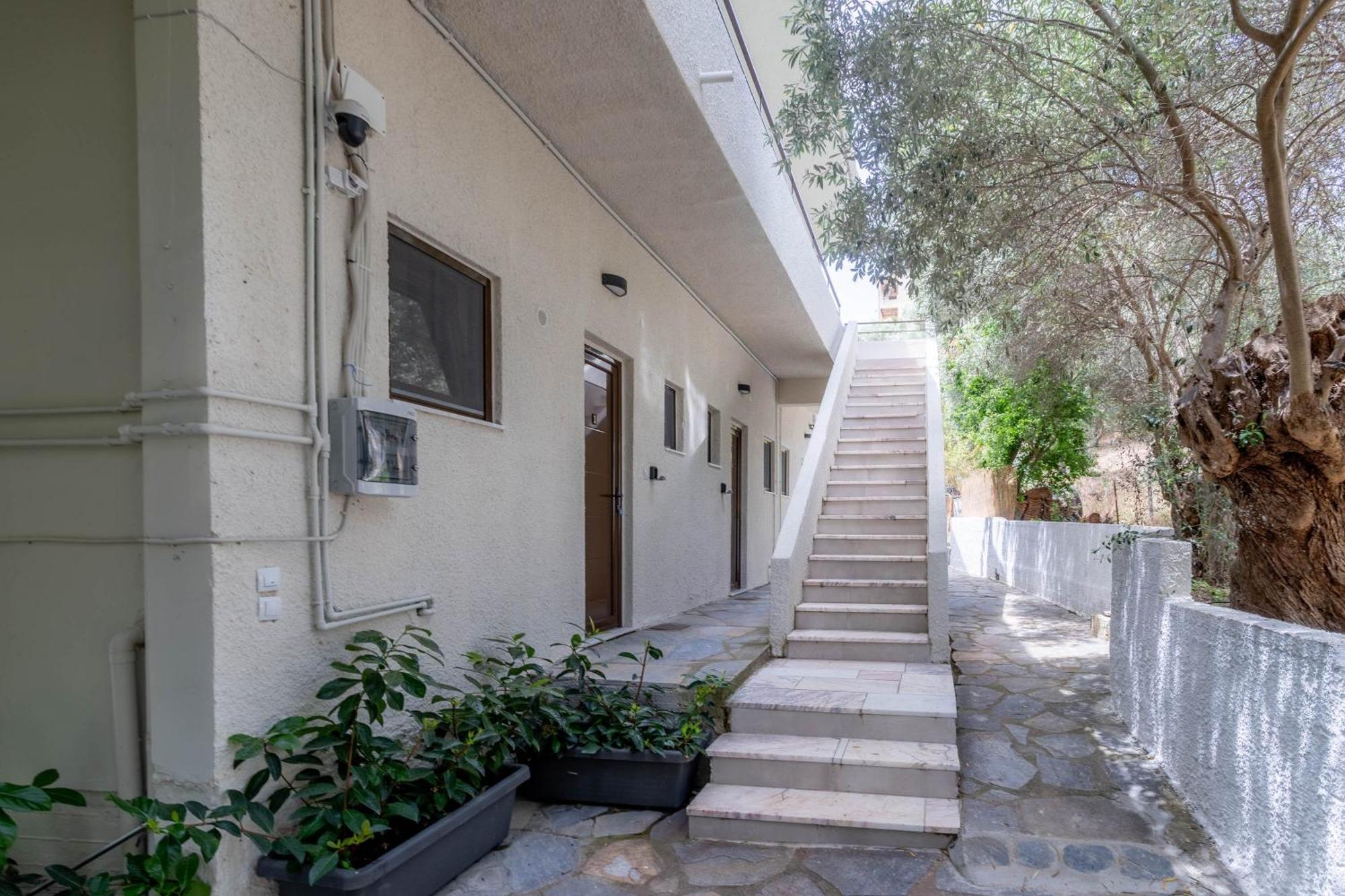 Pteleo Apartments Pteleós エクステリア 写真